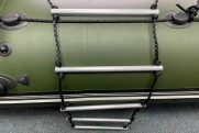 Rope ladder with aluminum footboards